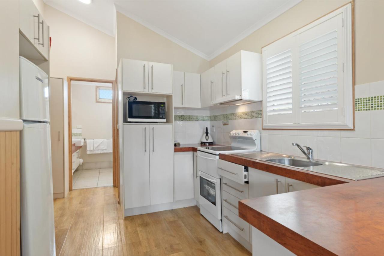 Big4 Adventure Whitsunday Resort Airlie Beach Bagian luar foto
