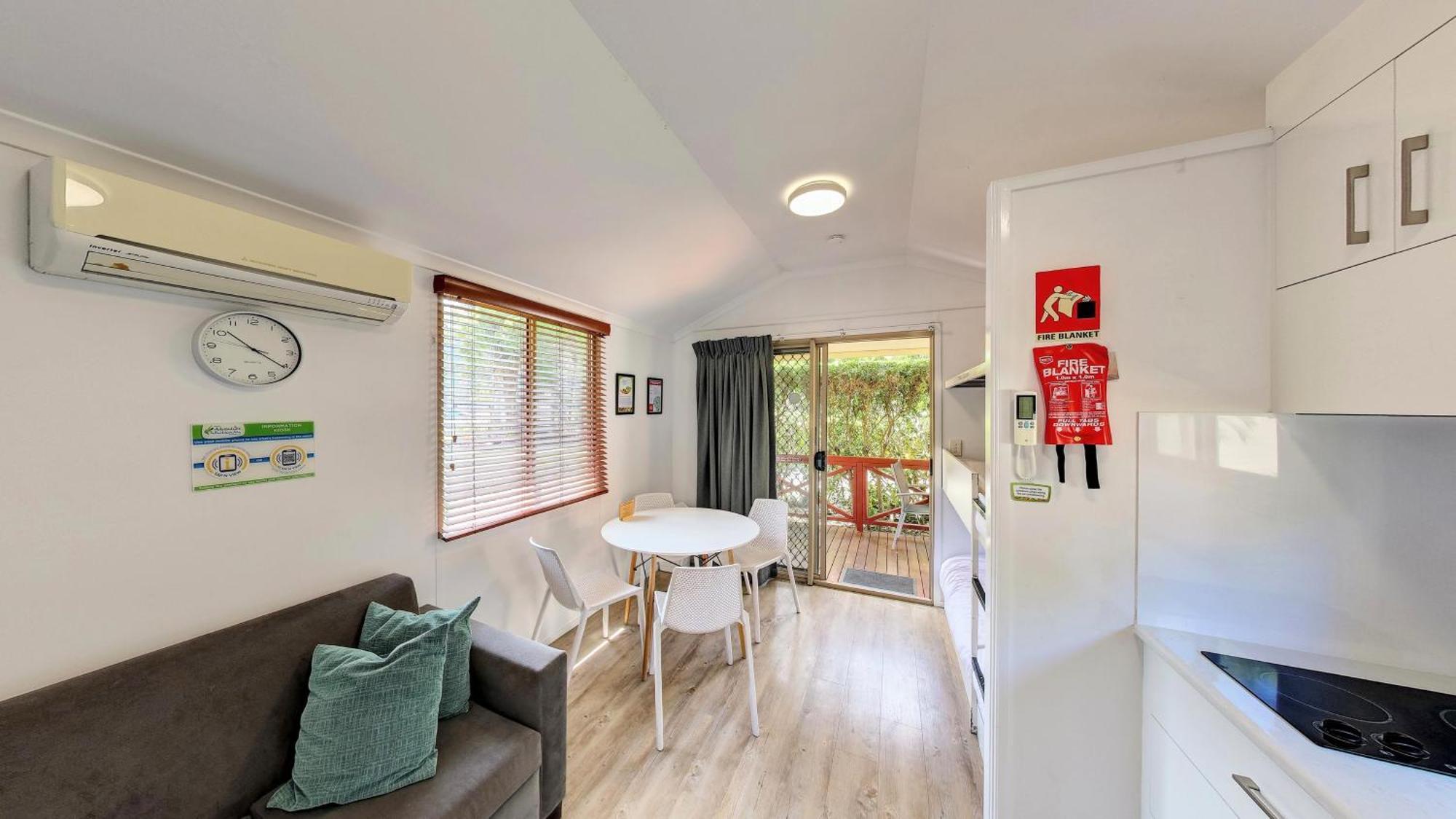 Big4 Adventure Whitsunday Resort Airlie Beach Bagian luar foto